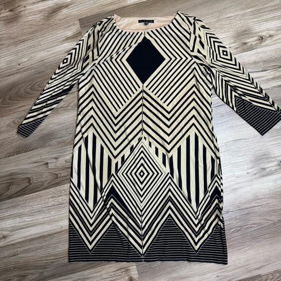 Geometric Black and Cream Dress - Picture 1 of 5
